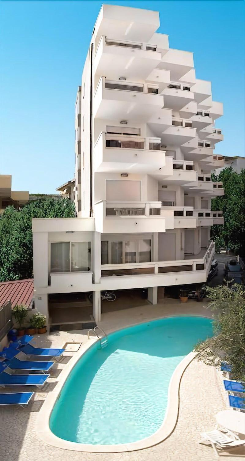 Hotel Prestige Κατόλικα Εξωτερικό φωτογραφία