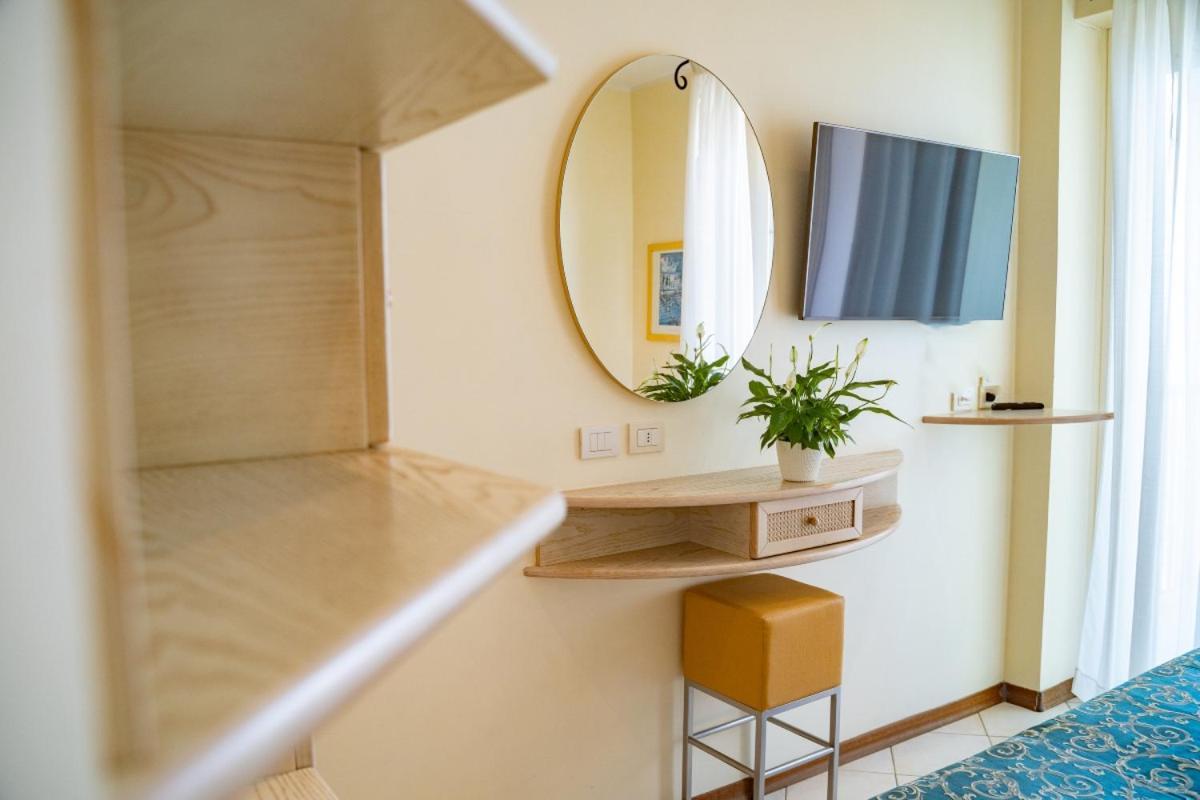 Hotel Prestige Κατόλικα Εξωτερικό φωτογραφία