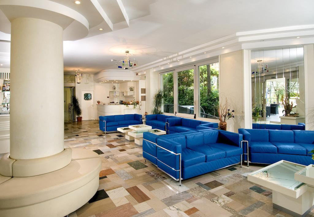 Hotel Prestige Κατόλικα Εξωτερικό φωτογραφία