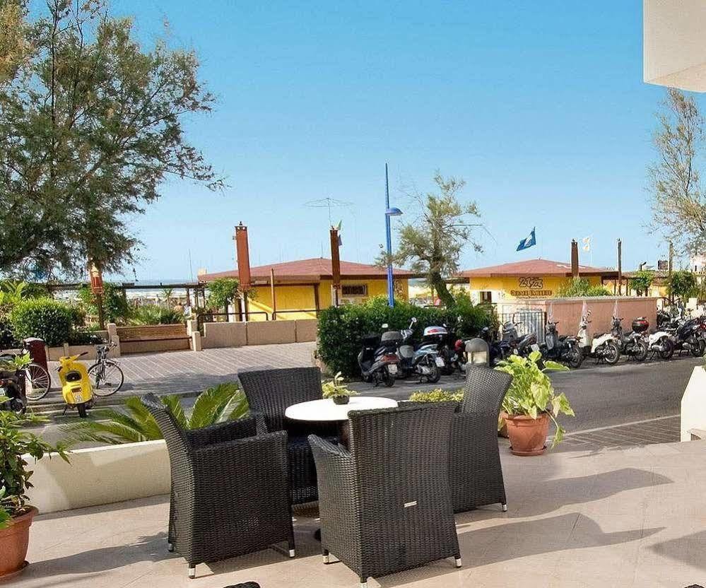 Hotel Prestige Κατόλικα Εξωτερικό φωτογραφία